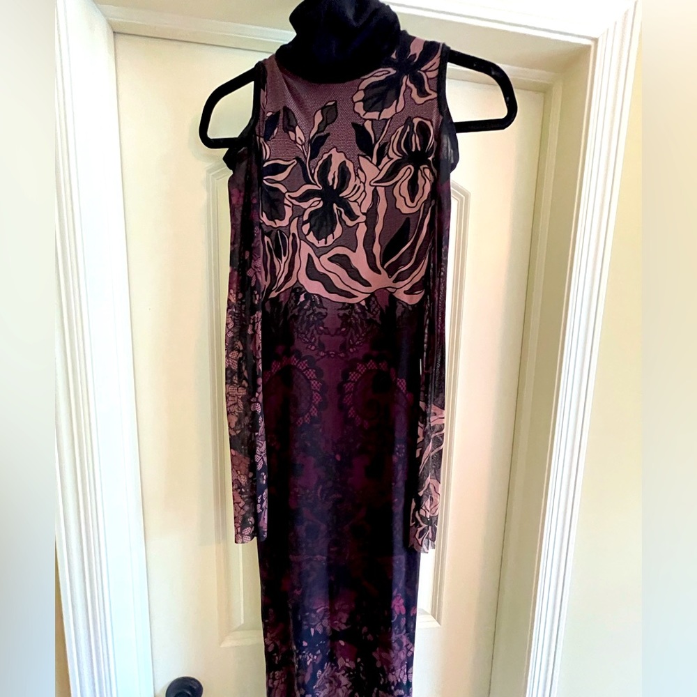 Fuzzi long sleeve midi dress in size small